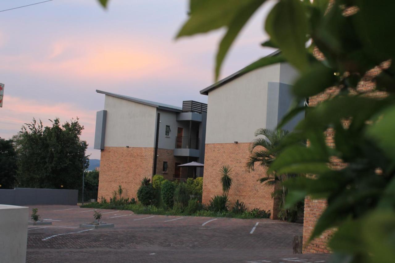 Nelspruit Lodge Mbombela Bagian luar foto