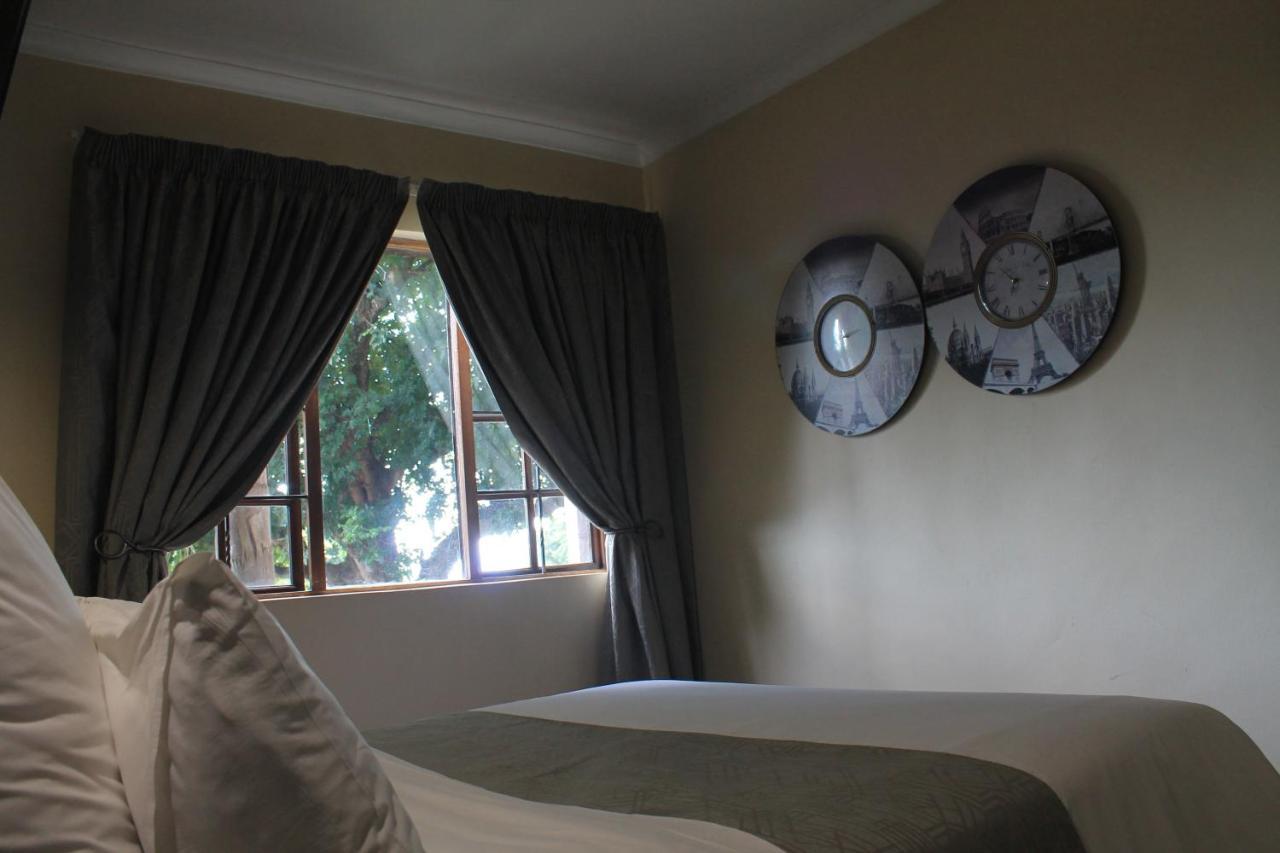 Nelspruit Lodge Mbombela Bagian luar foto